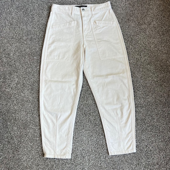 Veronica Beard Cream Charlie Barrel Leg High Rise Jeans, Size 29 - Picture 10 of 10